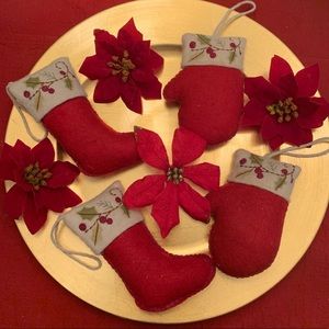 VTG felt Christmas stocking and mitten ornaments